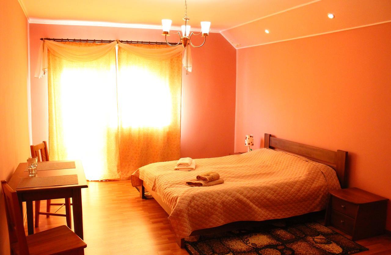 Cafe-Motel Goryanka Uzhhorod Ngoại thất bức ảnh