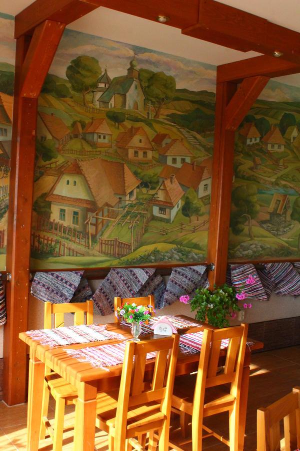 Cafe-Motel Goryanka Uzhhorod Ngoại thất bức ảnh