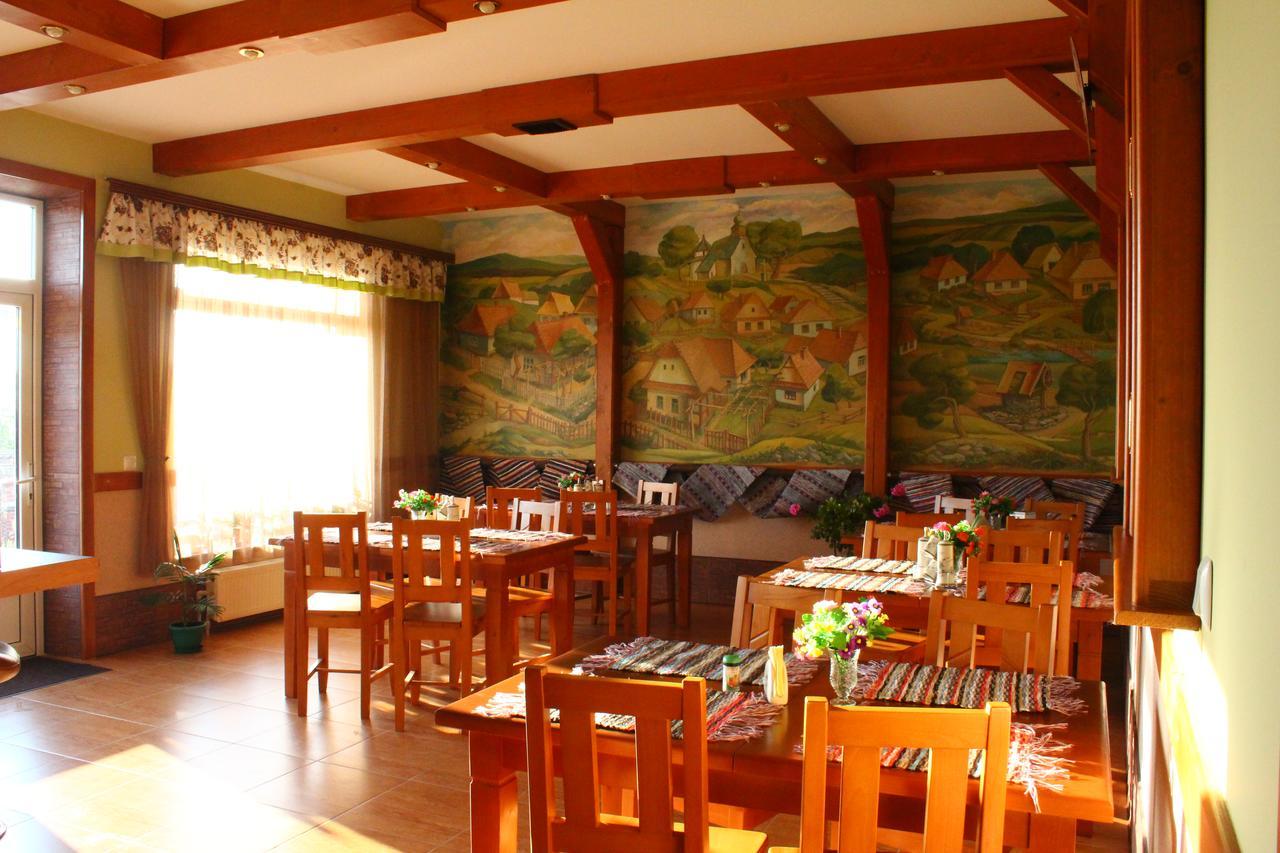 Cafe-Motel Goryanka Uzhhorod Ngoại thất bức ảnh